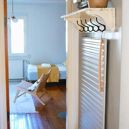 Palkinen I - Idyllic In Peaceful Area, Wifi & Free Parking * Rovaniemi