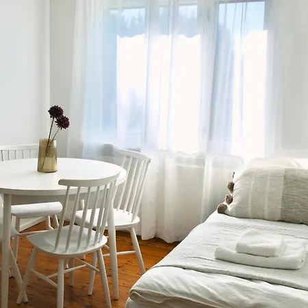 Palkinen I - Idyllic In Peaceful Area, Wifi & Free Parking Apartment Rovaniemi
