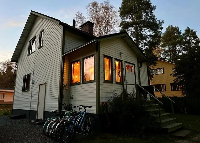 Palkinen I - Idyllic In Peaceful Area, Wifi & Free Parking * Rovaniemi